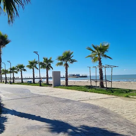 Qerret Happy 096 Appartement *