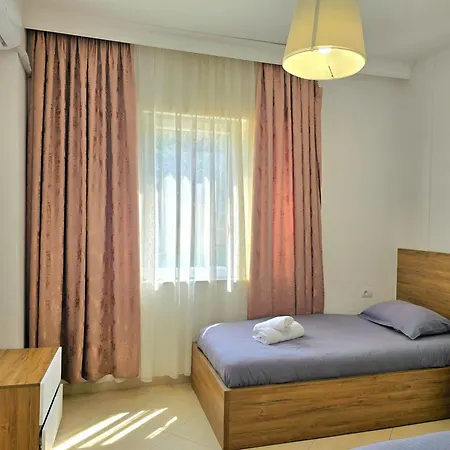 Lejlighed Qerret Happy 096 *