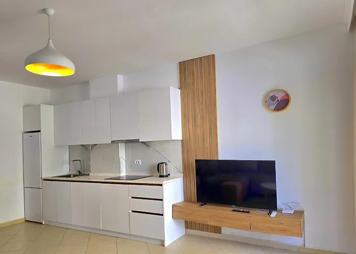 Apartment Qerret Happy 096 Golem (Tirana)